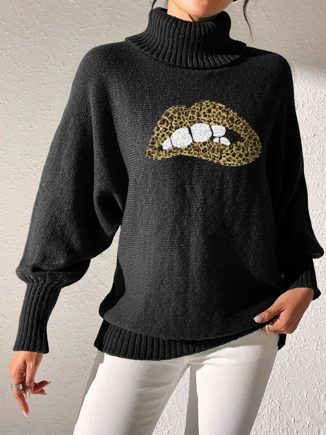 Lip Turtleneck Long Sleeve Sweater