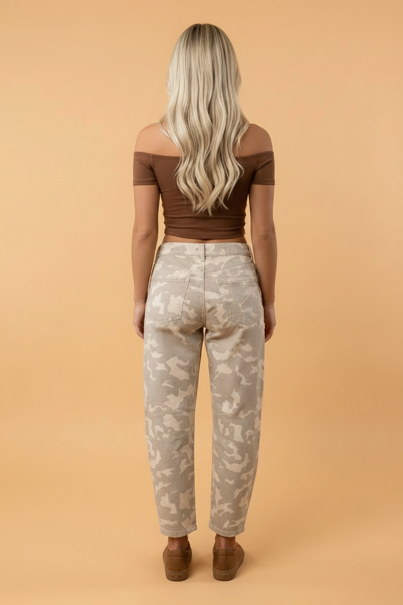 Camouflage Denim Rivet Pocket Barrel Jeans